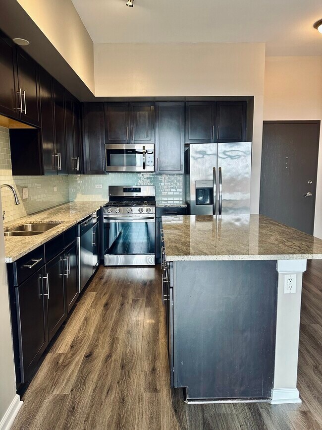 Building Photo - 2300 S Michigan Ave