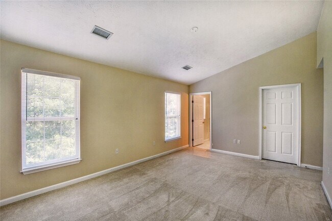 Building Photo - 8503 Club Side Dr