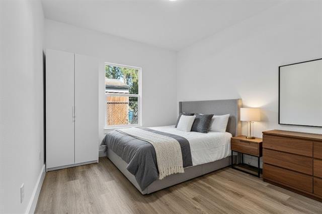 Building Photo - 2724 Swanson St