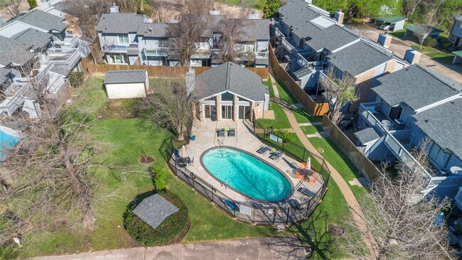 Building Photo - 768 Worthshire St