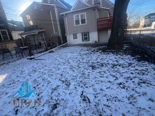 Building Photo - 5647 Sohl Ave