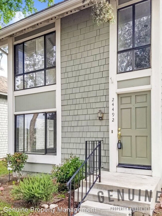 2 br, 1.5 bath House 24492 Copper Cliff 24492 Copper Cliff Ct Lake Forest CA 92630