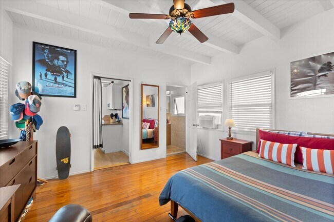 Building Photo - 1131 10th St