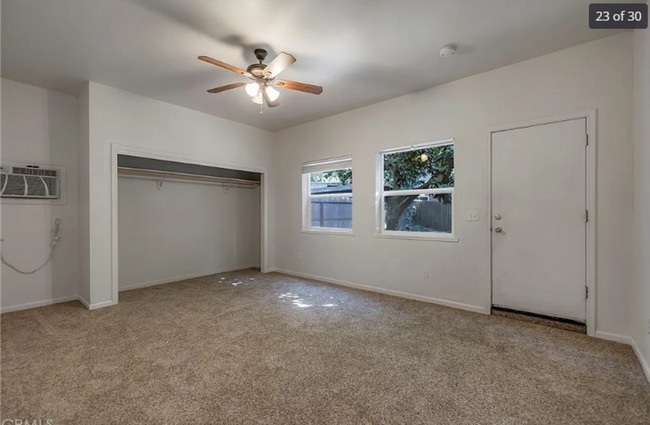 Building Photo - 1010 Warner St