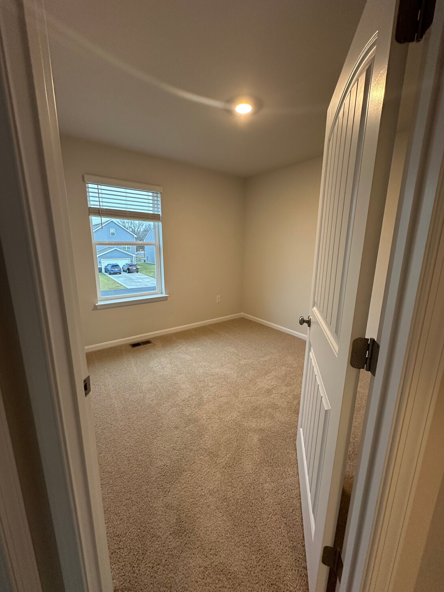 Building Photo - 10964 Farmerfield St