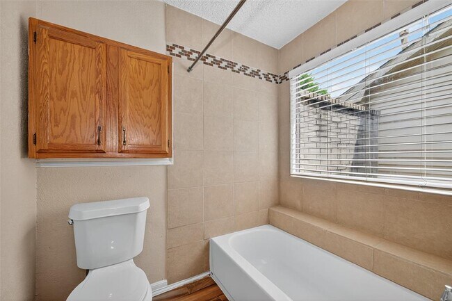 Building Photo - 1503 Quail Trace Dr
