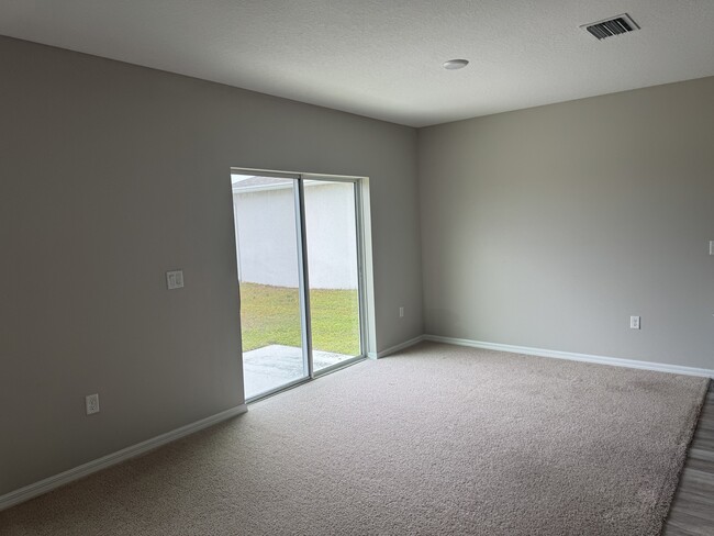 Building Photo - 14631 Brumby Ridge Ave