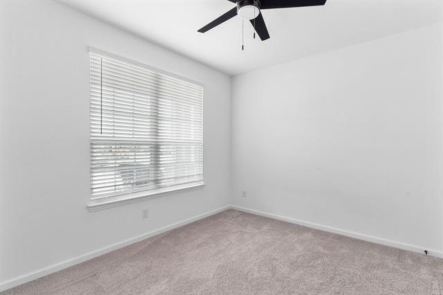 Building Photo - 1206 Falls Rush Wy