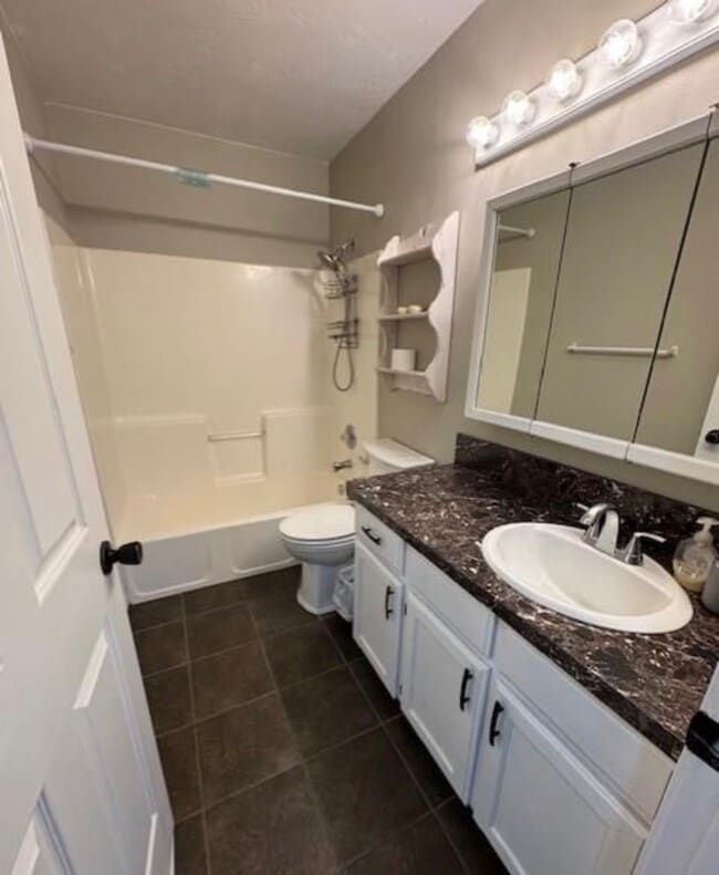 Building Photo - 1535 Conestoga Way