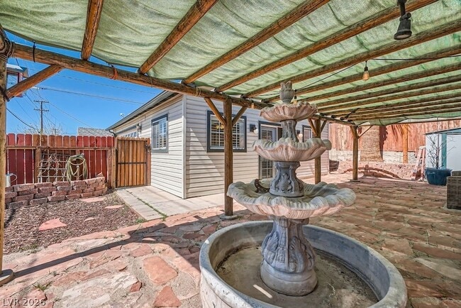 Building Photo - 536 Avenue L