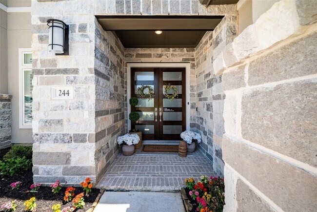 Building Photo - 244 Summer Sunrise Dr