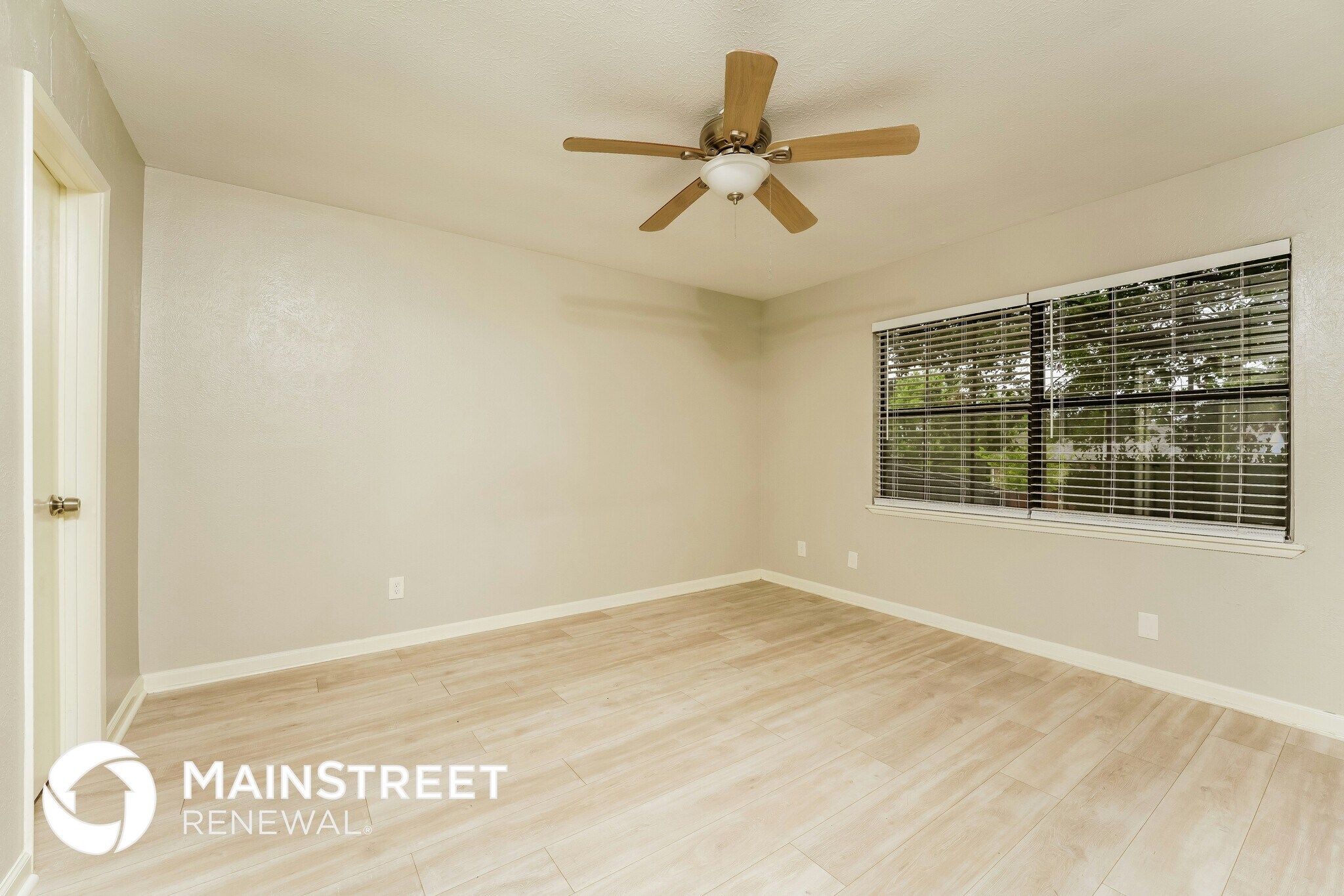 Building Photo - 4248 Driscoll Dr