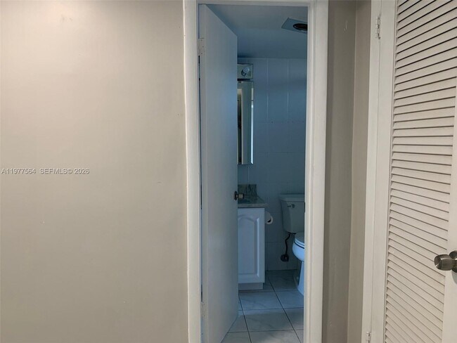 Building Photo - 3010 Marcos Dr