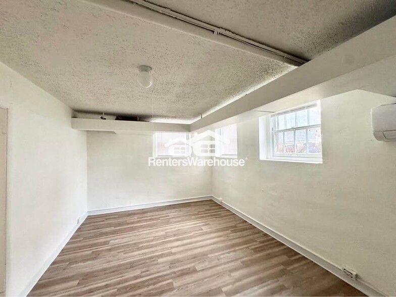 Building Photo - 3612 Ingersoll Ave