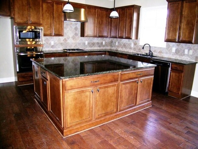 Building Photo - 1630 Bramble Bush Way