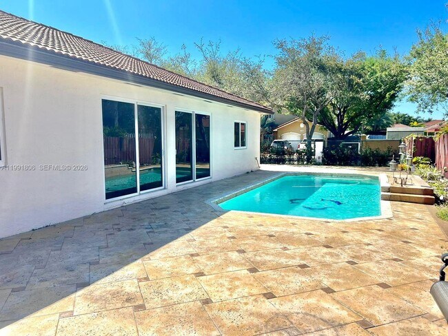 Building Photo - 8899 NW 176th Ln