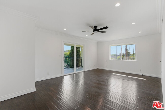 Building Photo - 1301 Angelus Ave