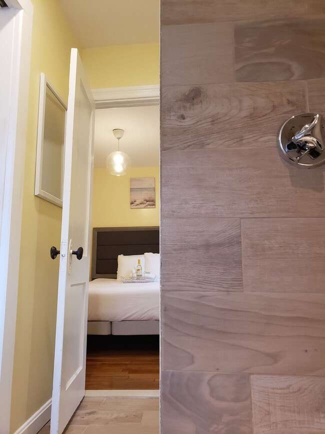 Building Photo - 59 Dartmouth Ave