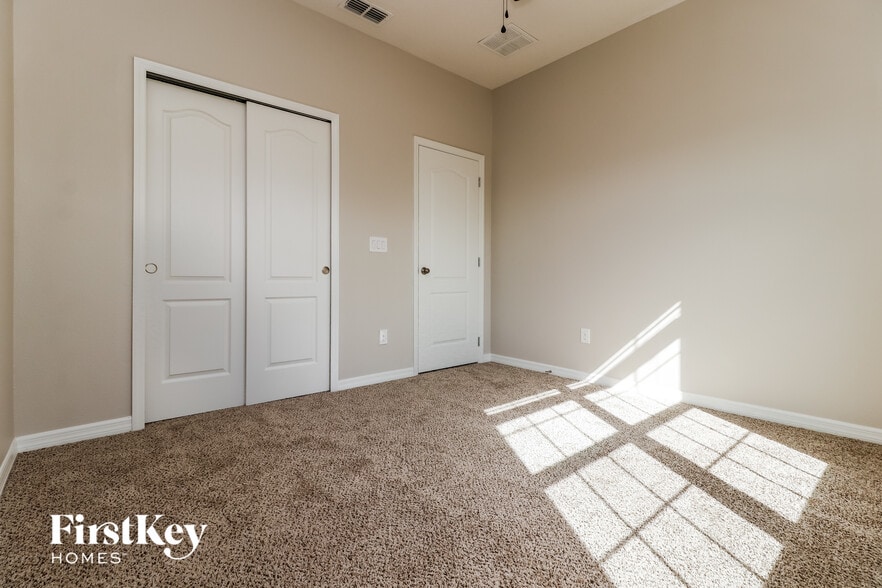 Building Photo - 1019 Nathan Ridge Rd