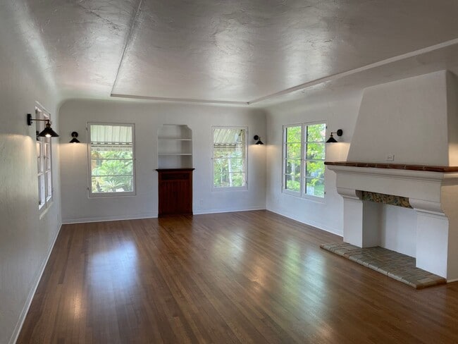 Building Photo - 316 Park Ave