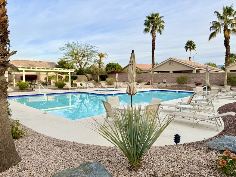 CALIFORNIA CASUALS PRIVATE POOL - 78686 Hampshire Ave