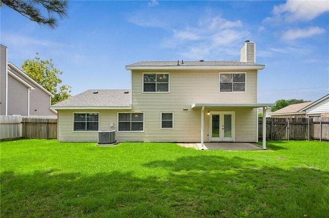 Building Photo - 109 Silverwood Dr