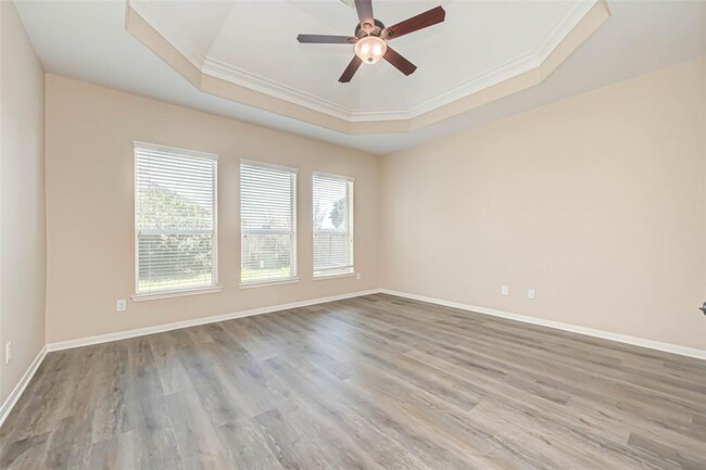 Building Photo - 26611 Glenrock Hills Dr