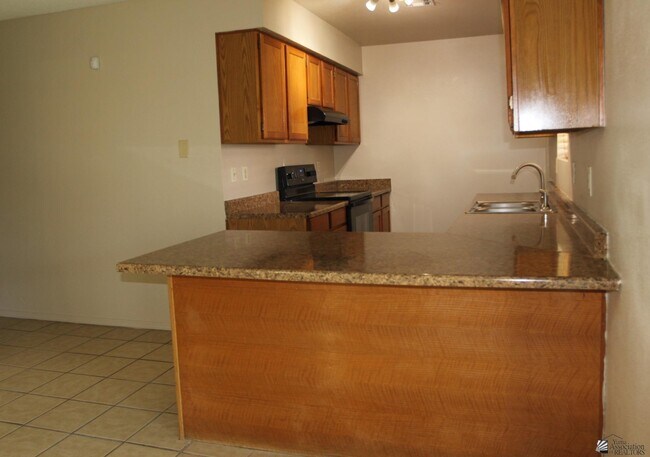 Building Photo - 4563 W 18th Ln