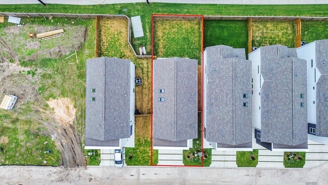 Building Photo - 3004A Ventas Dr