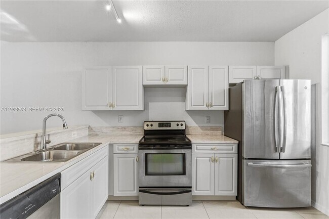 Building Photo - 17331 NW 7th Ave