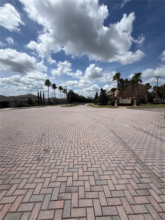 Building Photo - 2404 Bella Vista Dr