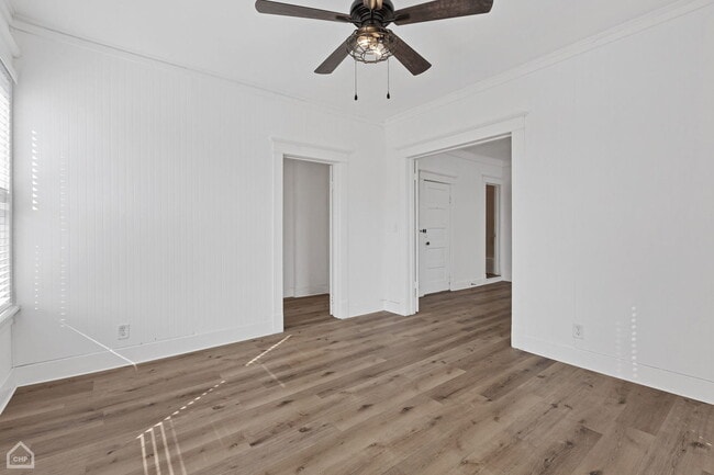 Building Photo - 107 1/2 Dean St