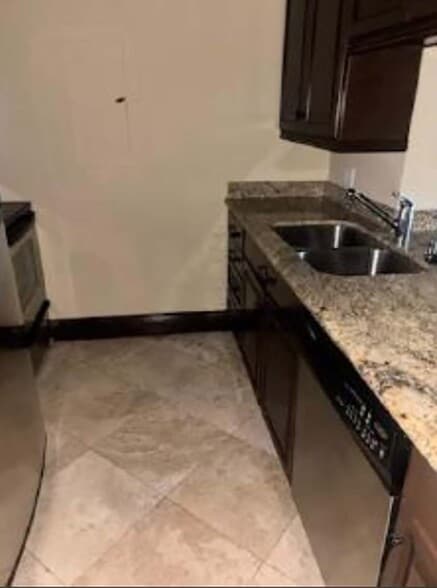 Building Photo - 204 Jefferson Ave