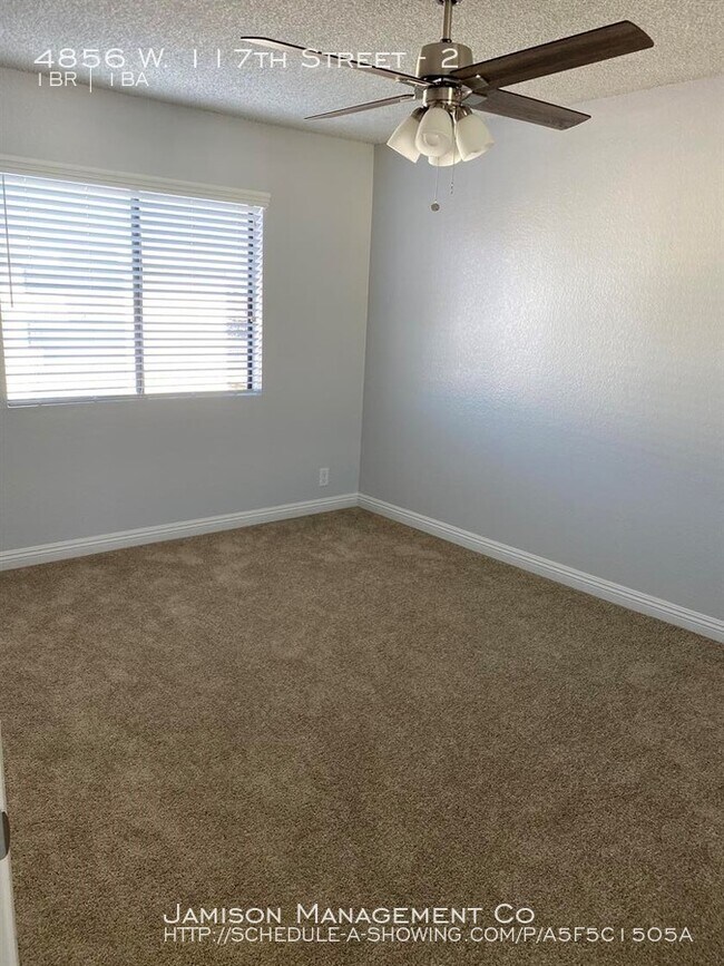 Building Photo - 4856 W 117th St