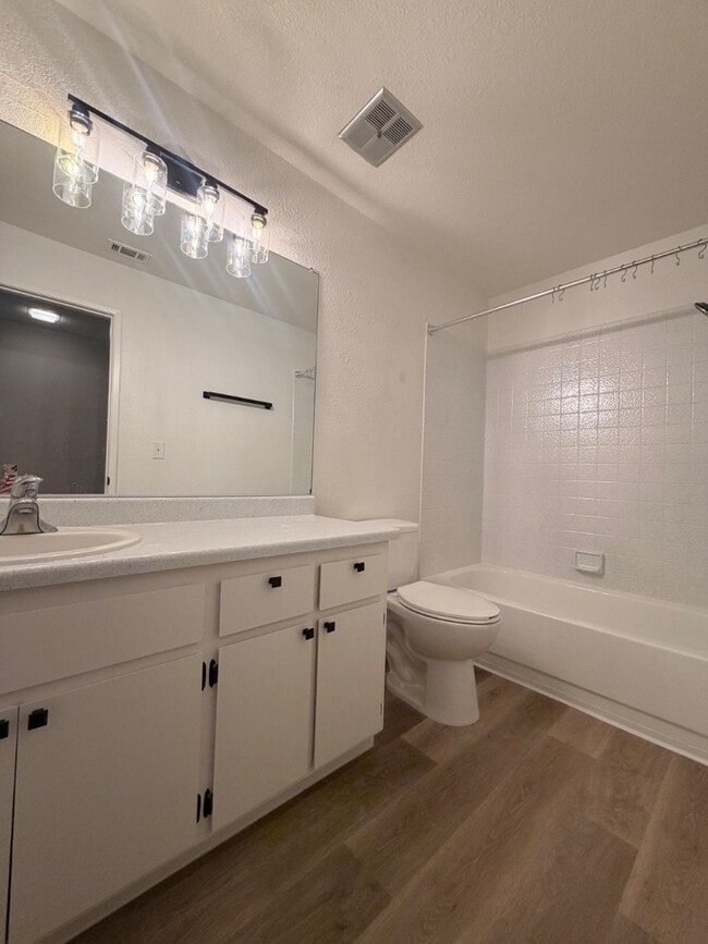 Building Photo - 11150 Trinity River Dr