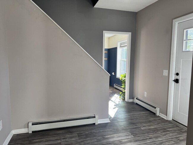 Building Photo - 83 Foley Rd