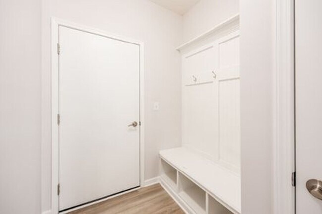 Building Photo - Updated 3-Bedroom Home with 3 Baths, Open-Concept Layout, Luxury Flooring & Bright Modern Kitchen