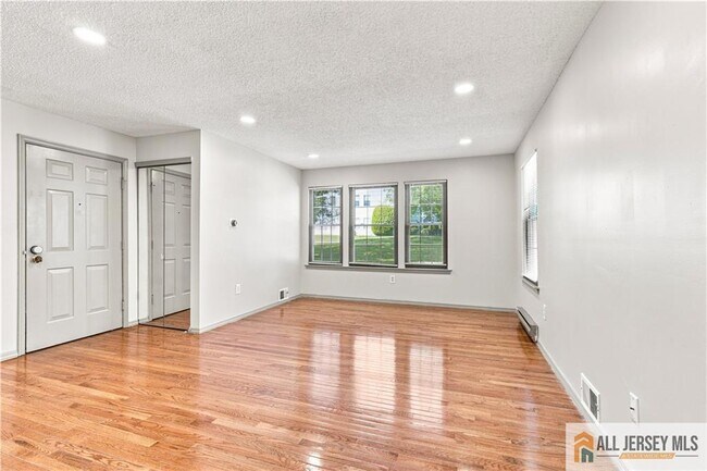 Building Photo - 119 Griggs Pl