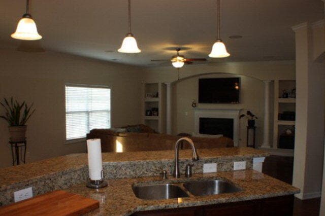 Building Photo - 10 Mesquite Cove