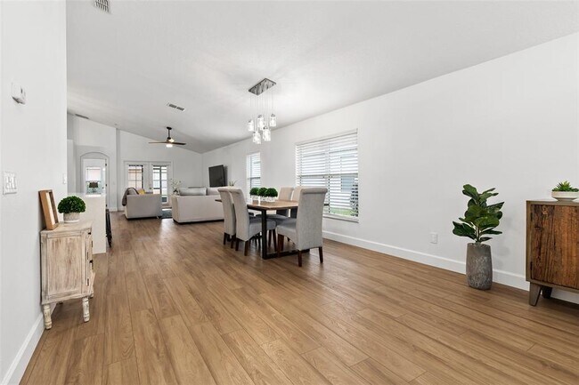 Building Photo - 14018 Budworth Cir