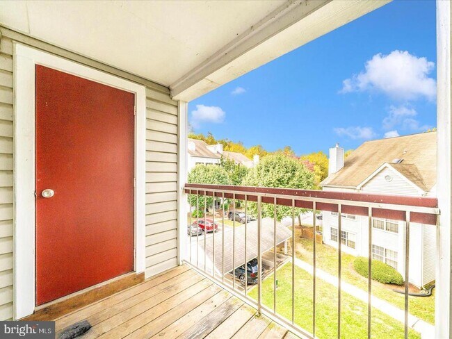 Building Photo - 9907 Boysenberry Way