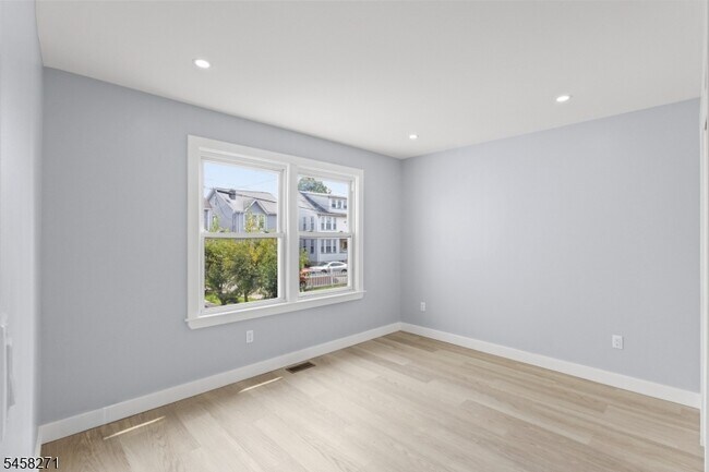 Building Photo - 97 Cedar Hill Ave