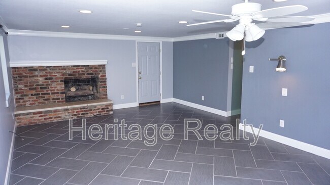 Building Photo - 529 Bardon Rd NW