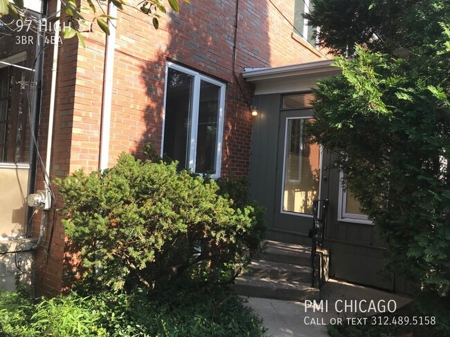 Building Photo - 97 High St