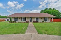 Building Photo - 4405 Ray White Rd