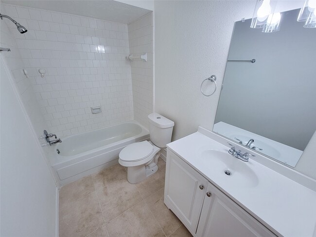 Building Photo - 14443 Golden Cypress Ln