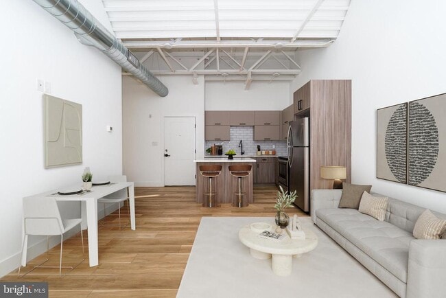 Building Photo - 2700 E Auburn St