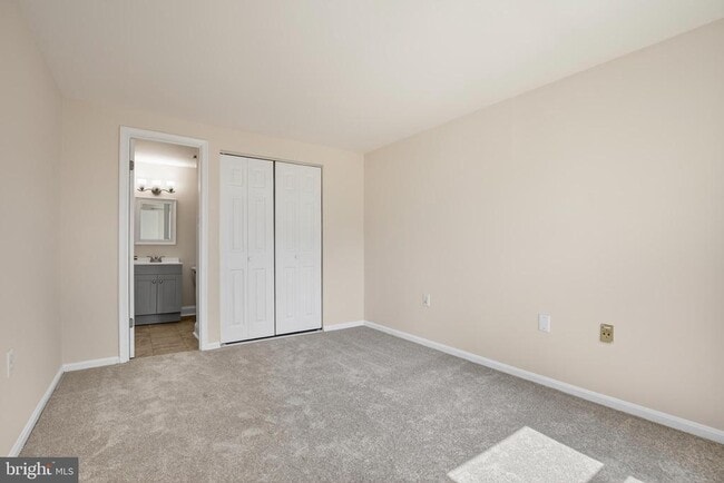 Building Photo - 4324 Pembrook Village Dr