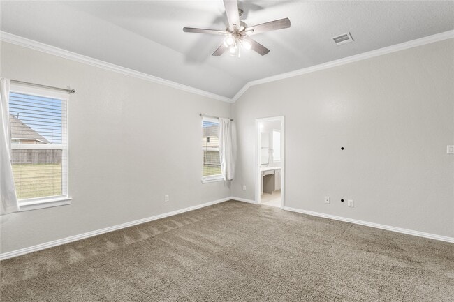 Building Photo - 131 San Jacinto Dr