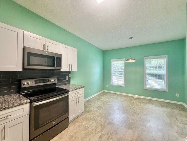 Building Photo - 2809 Alder Ridge Ln